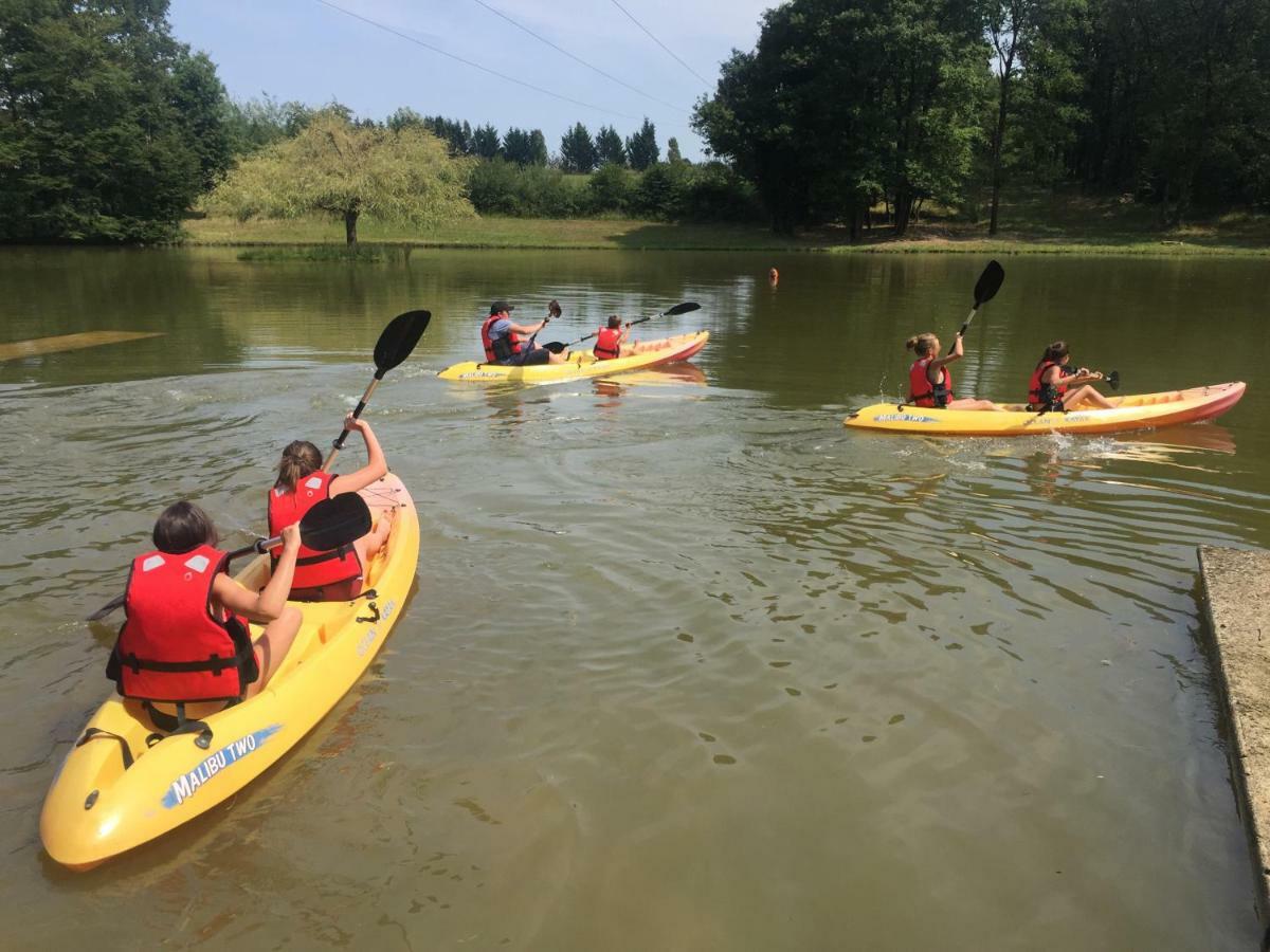 Camping Les Petites Minaudieres Hotel Saint-Sauveur  Bagian luar foto