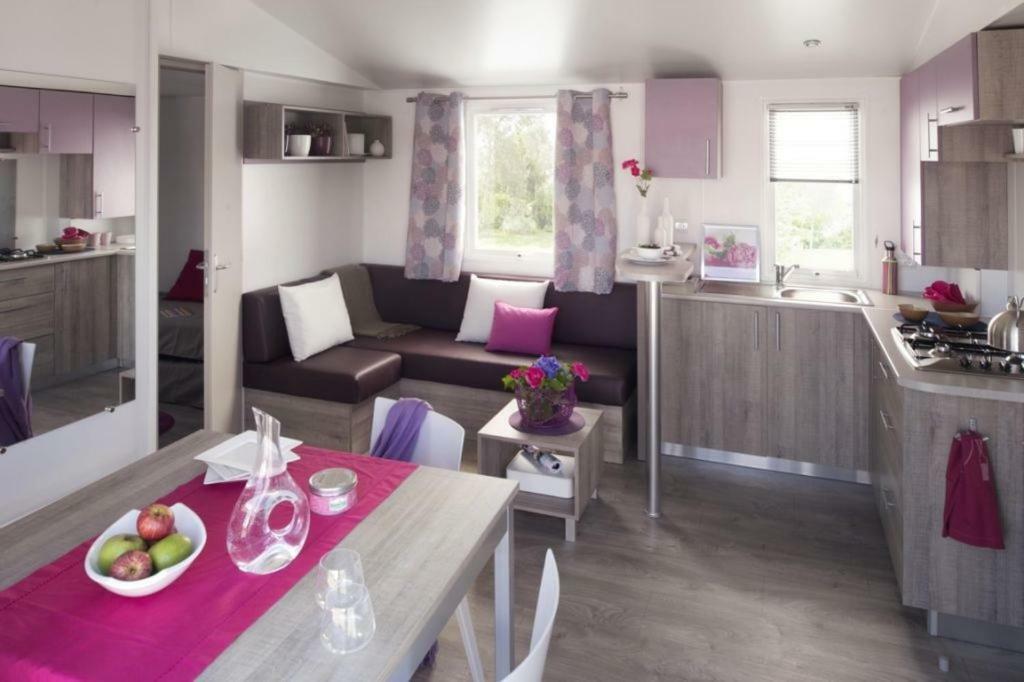 Camping Les Petites Minaudieres Hotel Saint-Sauveur  Bagian luar foto